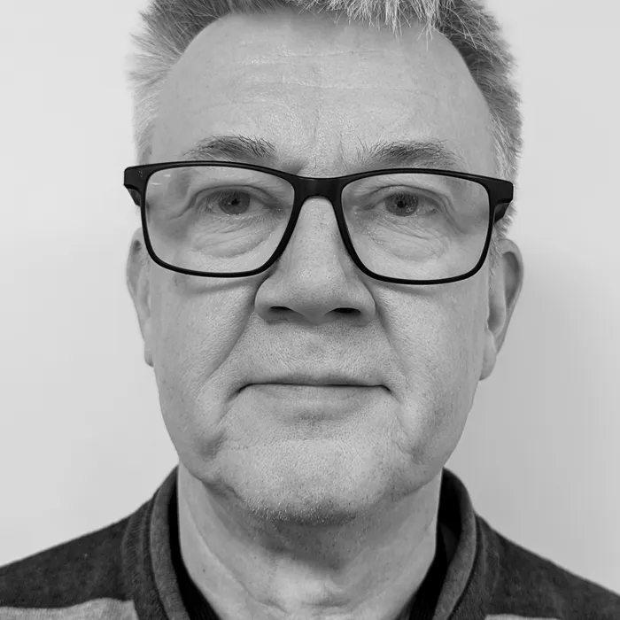 pxl 20221205 134647994 portrait 2